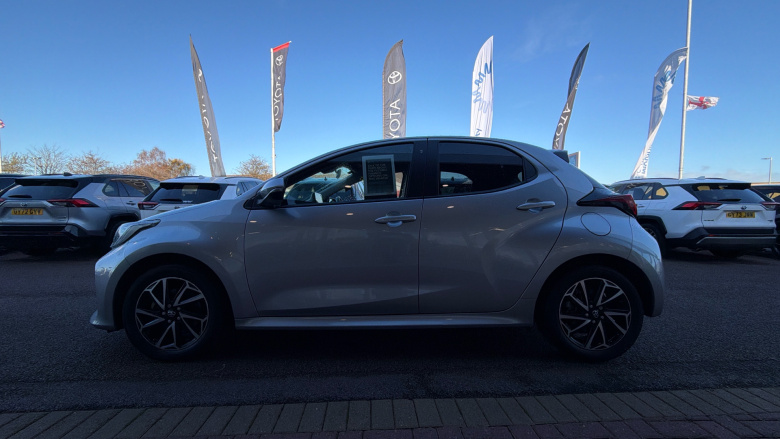 Toyota Yaris 1.5 Hybrid Design 5dr CVT Hybrid Hatchback